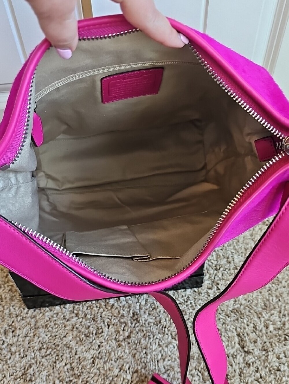 ​Coach Limited Edition Fuchsia Pink Calf Hair Legacy Duffle Tassel Bag #21158 - Picture 9 of 10